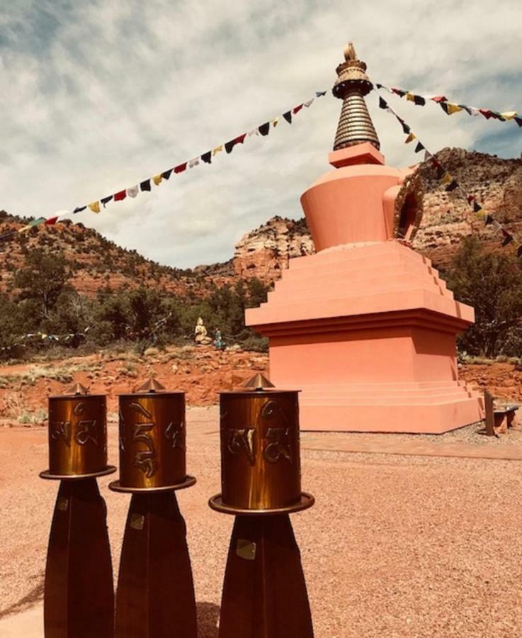 Spacious House With Hot Tub Spa, To Enjoy Red Rock View, Near Amitabha Stupa, And Trails Sedona Bagian luar foto